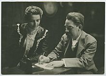 Beatrice and Sidney Webb, c1895 (9259293969)