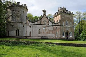 Clytha Castle 2, Monmouthshire.jpg