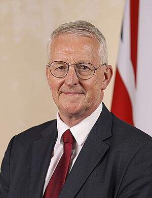 Hilary Benn Official Cabinet Portrait, July 2024 (crop 1).jpg