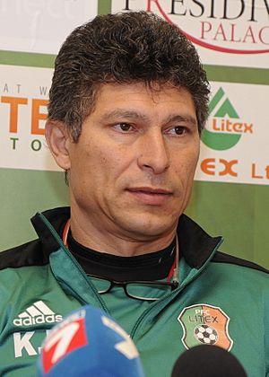 Krasimir Balakov 2015 (cropped).JPG