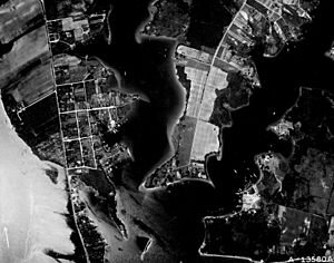 Maryland - Solomons Island - NARA - 23941213 (cropped)