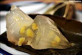 Maxim's ice zongzi 2 3 (5972882436)