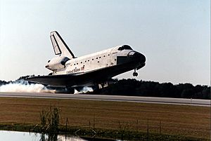 STS81 Atlantis Landing