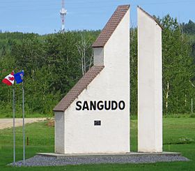 Sundial at the highway entrance of Sangudo