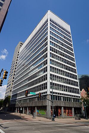 Shreveport September 2015 040 (Petroleum Tower)