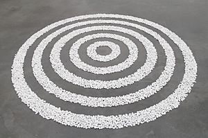 Small White Pebble Circles Long Tate Modern T07160