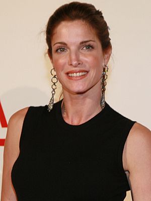 Stephanie Seymour (cropped).jpg