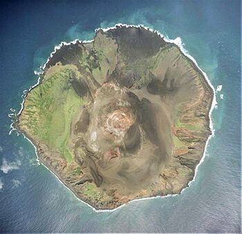 Tori-Shima Island of Izu-Islands Aerial photograph.2001.jpg