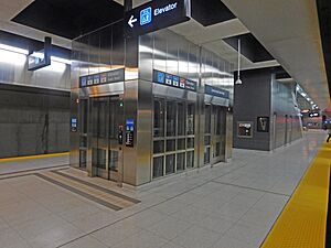 Vaughan Metropolitan Centre Station (49165637602)