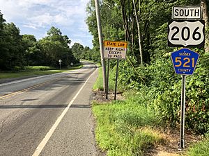 2018-07-27 09 19 46 View south along U.S. Route 206 and Sussex County Route 521 just south of Old Mine Road and Sussex County Route 650 (Deckertown Turnpike) in Montague Township, Sussex County, New Jersey
