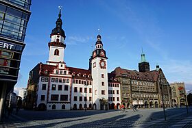 Altes und Neues Rathaus am Chemnitzer Marktplatz 2015.jpg