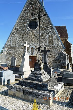 Avreuil Cemetery Cross