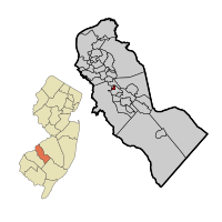 Hi-Nella highlighted in Camden County. Inset: Location of Camden County highlighted in the State of New Jersey.
