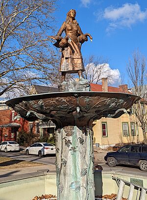 Goose girl fountain mainstrasse covington ky foto by andy hemmer cincinnati