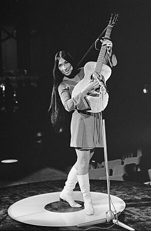 Grand Gala du Disque in RAI. Canadese zangeres Buffy Sainte-Marie, Bestanddeelnr 921-1411