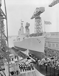HMS Andromeda, 1967 (2) (IWM)