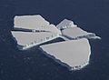 Icebergs in Amundsen Sea (30804415286)