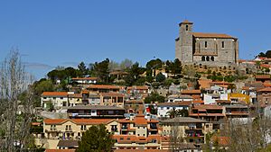 Los Santos de la Humosa (25749043253).jpg