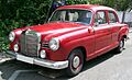 Mercedes-Benz W105 front 20070611