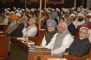 Mohd. Hamid Ansari, the Prime Minister, Dr. Manmohan Singh, the Speaker, Lok Sabha, Shri Somnath Chatterjee and the Leader of Opposition in Lok Sabha