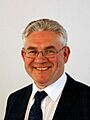 Official portrait of Kenneth Gibson MSP (cropped)
