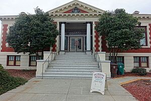 Richmond carnegie library