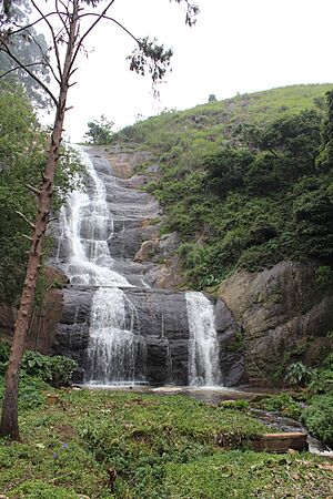 Silver Cascade Falls in Kodaikanal