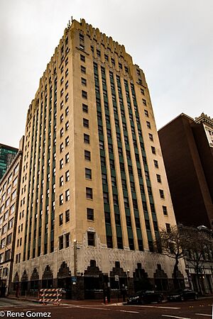 SinclairBuilding2 (1 of 1)