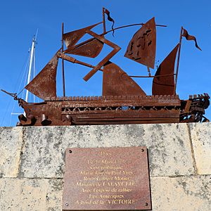 Stèle La Fayette sur le port de plaisance de Pauillac