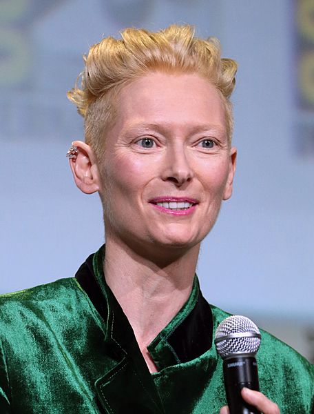 Tilda Swinton by Gage Skidmore (cropped)