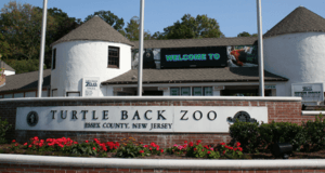 Turtle Back Zoo entrance