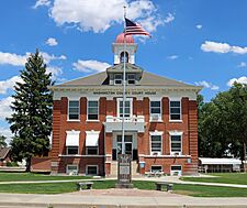 The old Washington County Courthouse in Akron