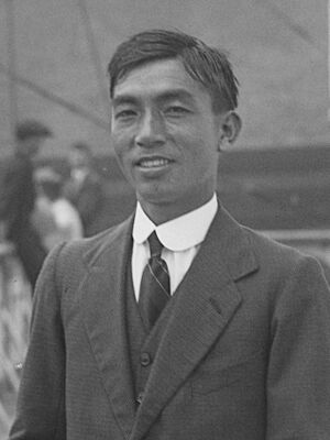 Zenzo Shimizu in 1921 - LCCN2014712904 (cropped)