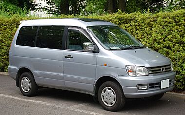 1996 Toyota Townace-Noah 01.jpg