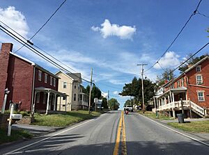 2016-09-20 15 24 04 View north along Maryland State Route 550 (Creagerstown Road) between Old Frederick Road and Longs Mill Road in Creagerstown, Frederick County, Maryland