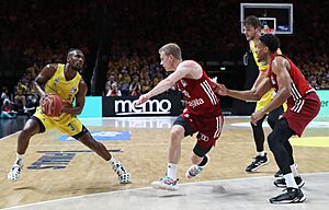 2022-06-17 ALBA Berlin gegen FC Bayern München (Basketball-Bundesliga 2021-22) by Sandro Halank–026