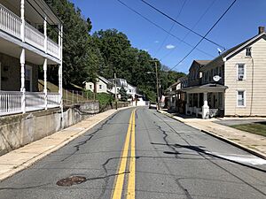 2022-09-01 13 33 19 View northeast along East Wyomissing Avenue between Church Street and Main Street in Mohnton, Berks County, Pennsylvania