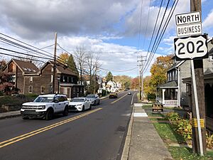 2022-11-01 15 17 33 View north along U.S. Route 202 Business (Butler Avenue) just south of Kerns Avenue in Chalfont, Bucks County, Pennsylvania