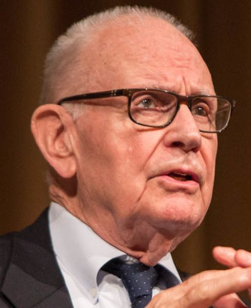 3W1A1561 (27232534156) (cropped)