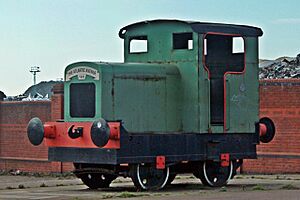 Atlantic Avenue, 1998 Ruston 48DS 0-4-0 Diesel Shunter, Geograph-2860386-by-El-Pollock
