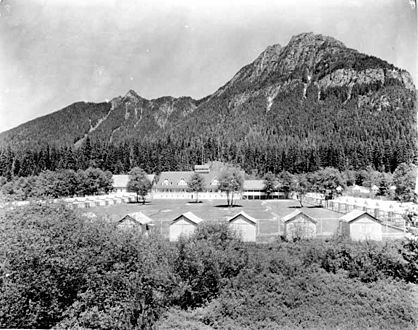 Big Four Inn, Big Four Mountain and cabins near Monte Cristo, Snohomish County, Washington, ca 1923 (WASTATE 1266)