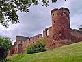 Bothwell Castle 01