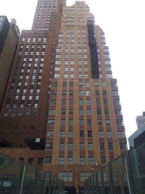Buildings on Washington St Feb 2020 01