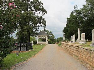 Decatur Cemetery 04