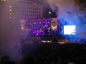 Detroit Electronic Music Festival 2002 main stage and crowd after dark