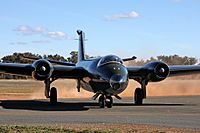English Electric Canberra TT.18, Temora Aviation Museum JP6284998.jpg