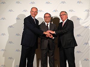 Enrico Letta, François Hollande & Jean-Claude Juncker (30386305895)
