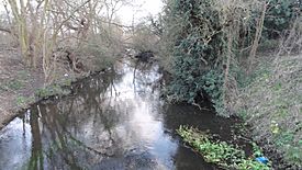 Frays River from Grand Union Canal