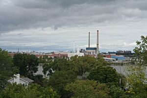 Georgia-Pacific Broadway facility 1