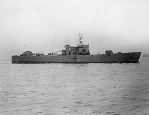 HMS Bruiser FL3907.jpg